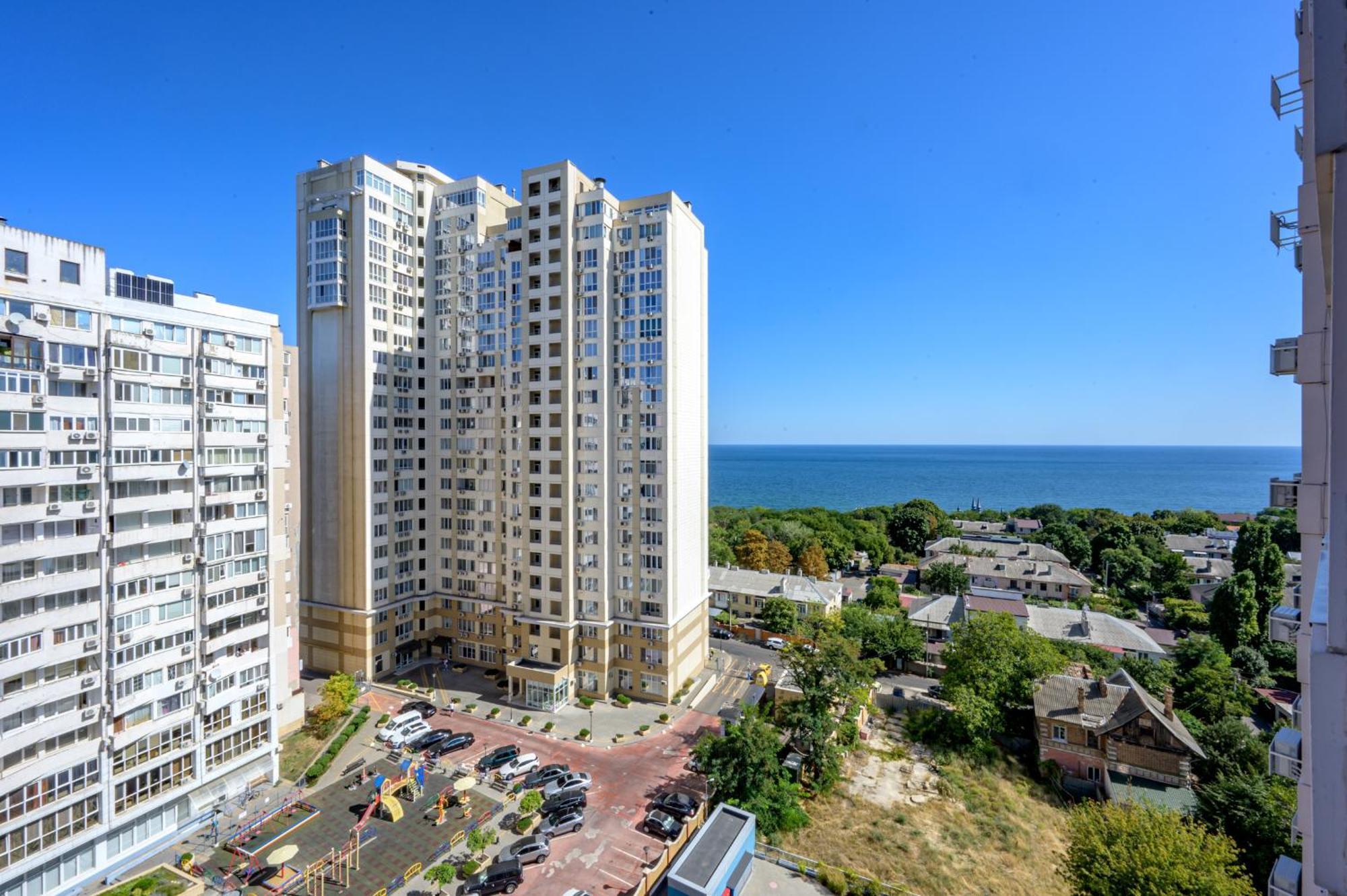 Светлая Квартира Новый Берег Odesa Exterior foto